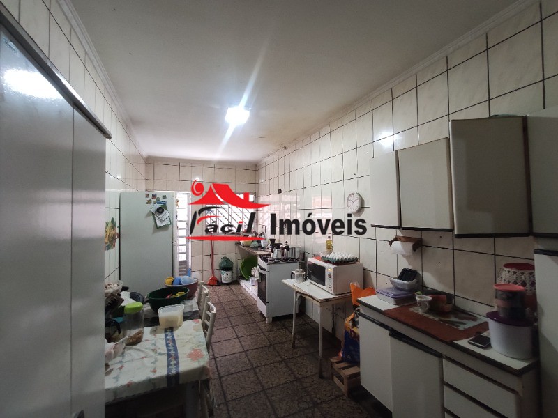 Sobrado à venda com 3 quartos, 229m² - Foto 16