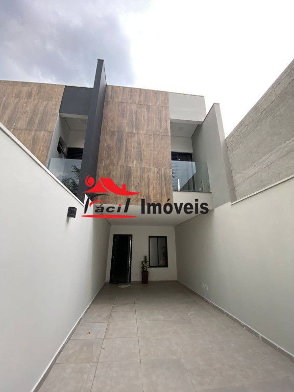 Sobrado à venda com 3 quartos, 107m² - Foto 1