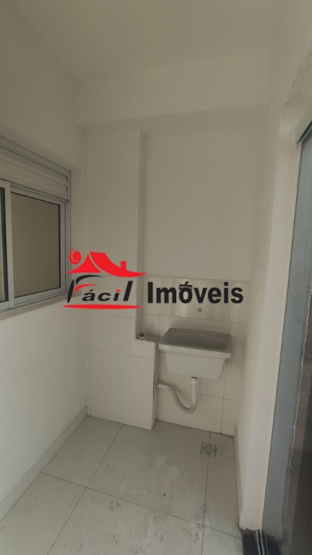 Apartamento à venda com 2 quartos, 39m² - Foto 12