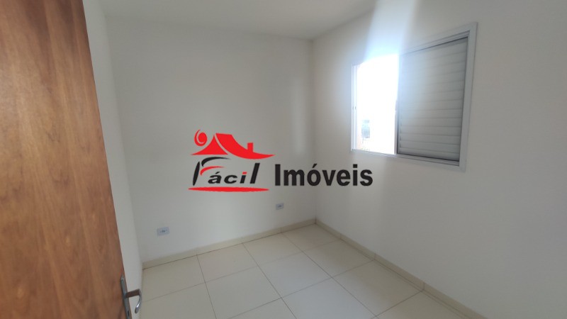 Apartamento à venda com 2 quartos, 42m² - Foto 18