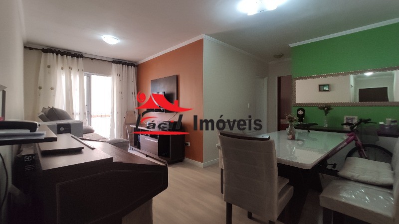 Apartamento à venda com 2 quartos, 60m² - Foto 7