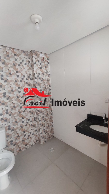 Apartamento à venda com 2 quartos, 40m² - Foto 12