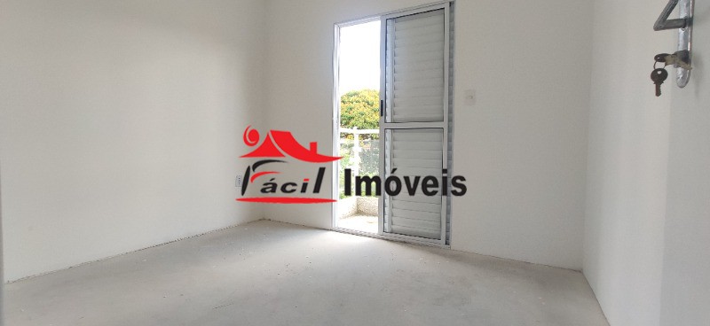 Apartamento à venda com 2 quartos, 42m² - Foto 13