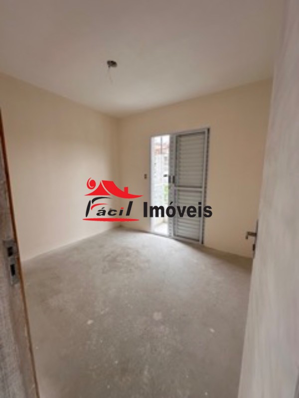 Apartamento à venda com 2 quartos, 42m² - Foto 12