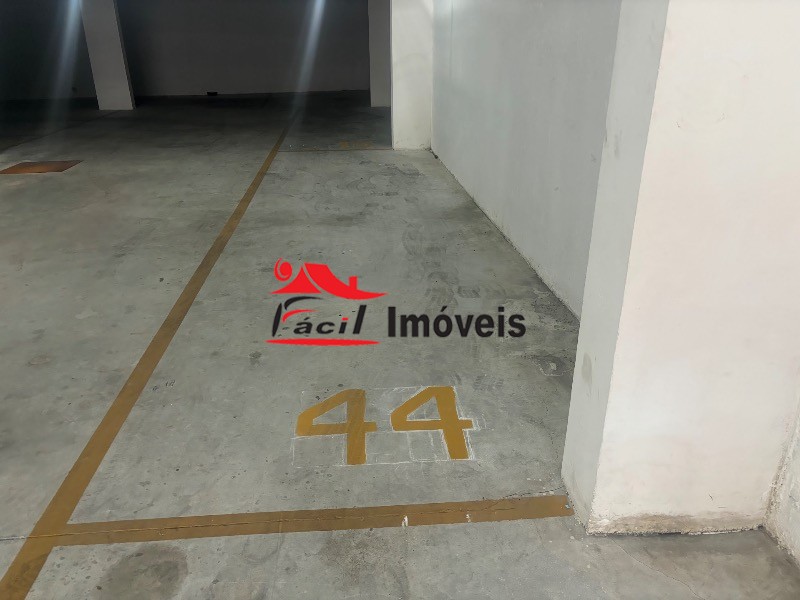 Apartamento à venda com 2 quartos, 40m² - Foto 13