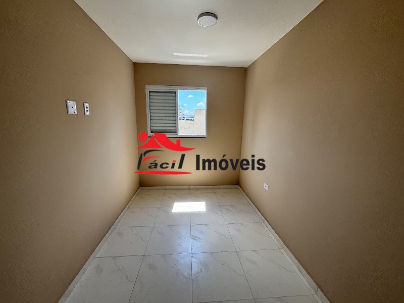 Apartamento à venda com 2 quartos, 40m² - Foto 11