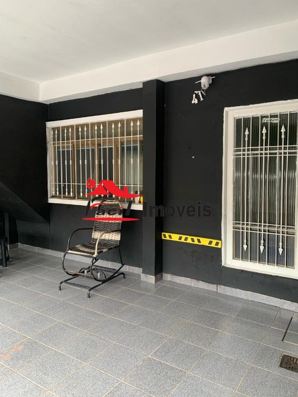 Sobrado à venda com 3 quartos, 180m² - Foto 5