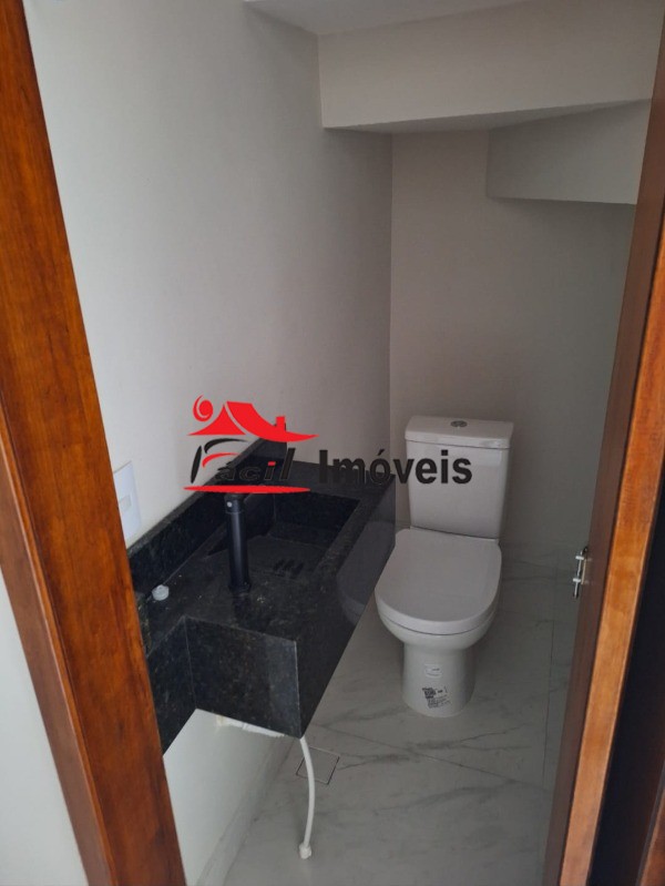 Sobrado à venda com 3 quartos, 150m² - Foto 13