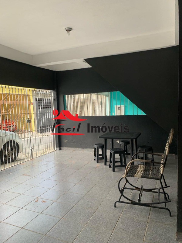 Sobrado à venda com 3 quartos, 180m² - Foto 4