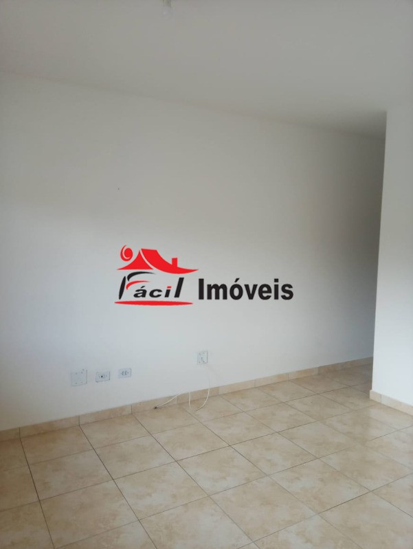 Apartamento à venda com 2 quartos, 37m² - Foto 15