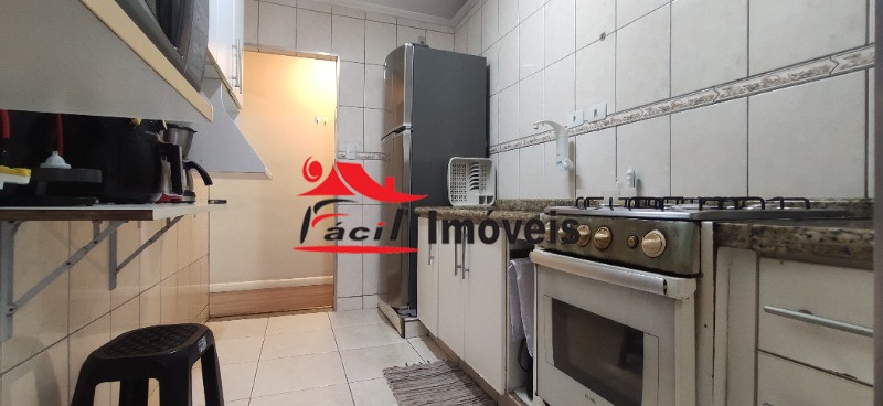 Apartamento à venda com 2 quartos, 50m² - Foto 12