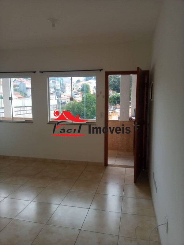 Apartamento à venda com 2 quartos, 37m² - Foto 3