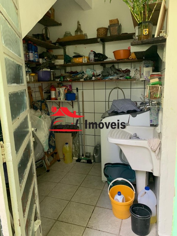 Casa à venda com 2 quartos, 100m² - Foto 10