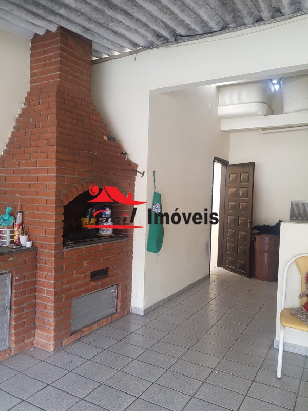 Sobrado à venda com 5 quartos, 160m² - Foto 3