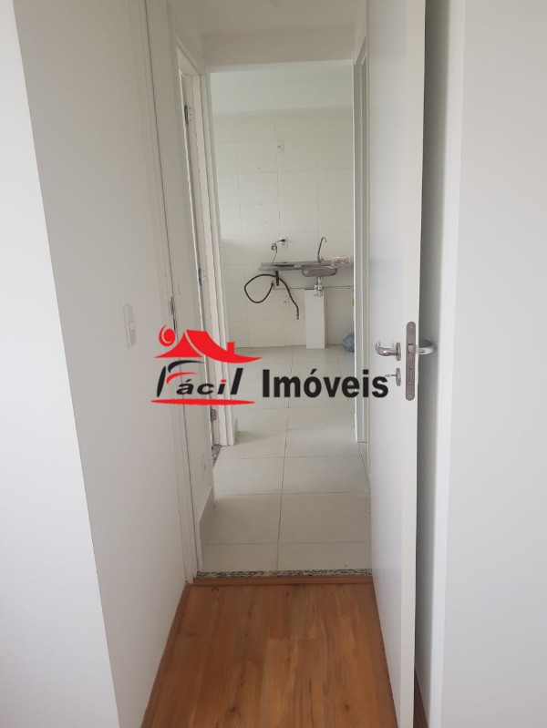 Apartamento para alugar com 2 quartos, 40m² - Foto 6