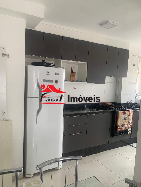 Apartamento à venda com 2 quartos, 41m² - Foto 3