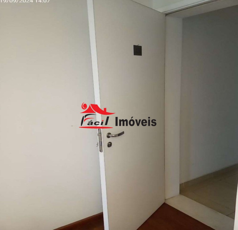 Apartamento para alugar com 3 quartos, 108m² - Foto 10