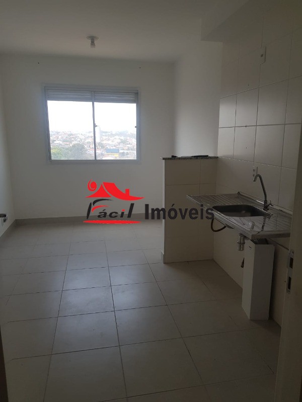 Apartamento para alugar com 2 quartos, 40m² - Foto 13