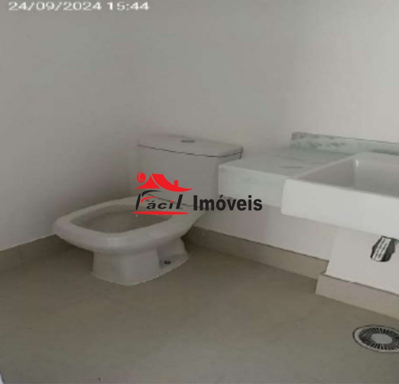 Apartamento à venda com 3 quartos, 123m² - Foto 4