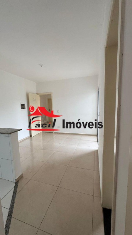 Apartamento à venda com 2 quartos, 44m² - Foto 3