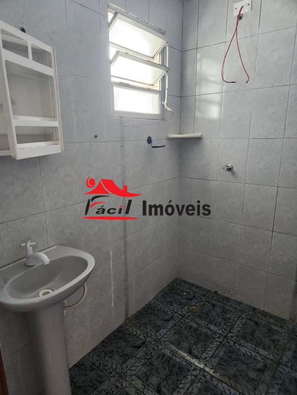 Casa para alugar com 1 quarto, 60m² - Foto 4