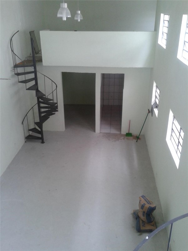 Prédio Inteiro - Foto 1