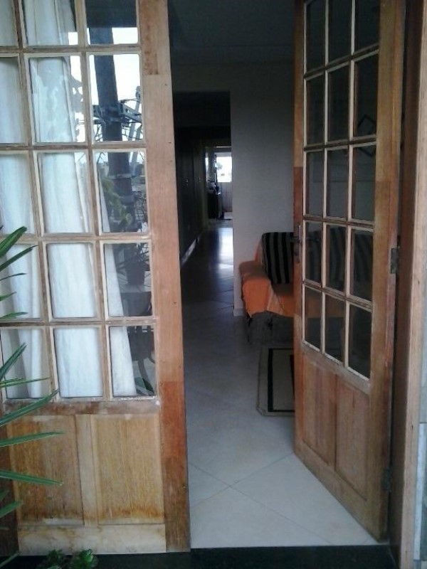 Sobrado à venda com 5 quartos, 150m² - Foto 1