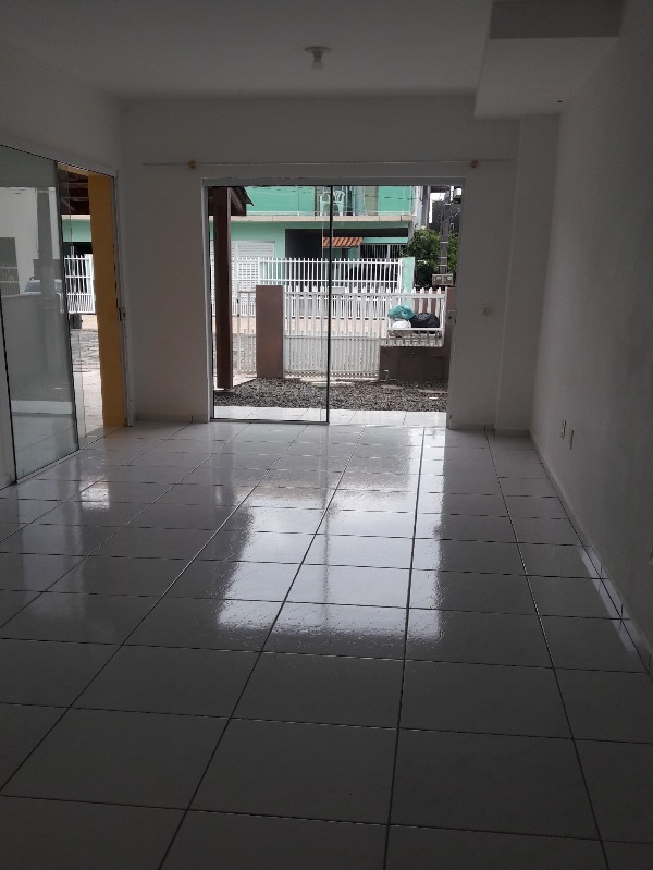 Sobrado para alugar com 2 quartos - Foto 3