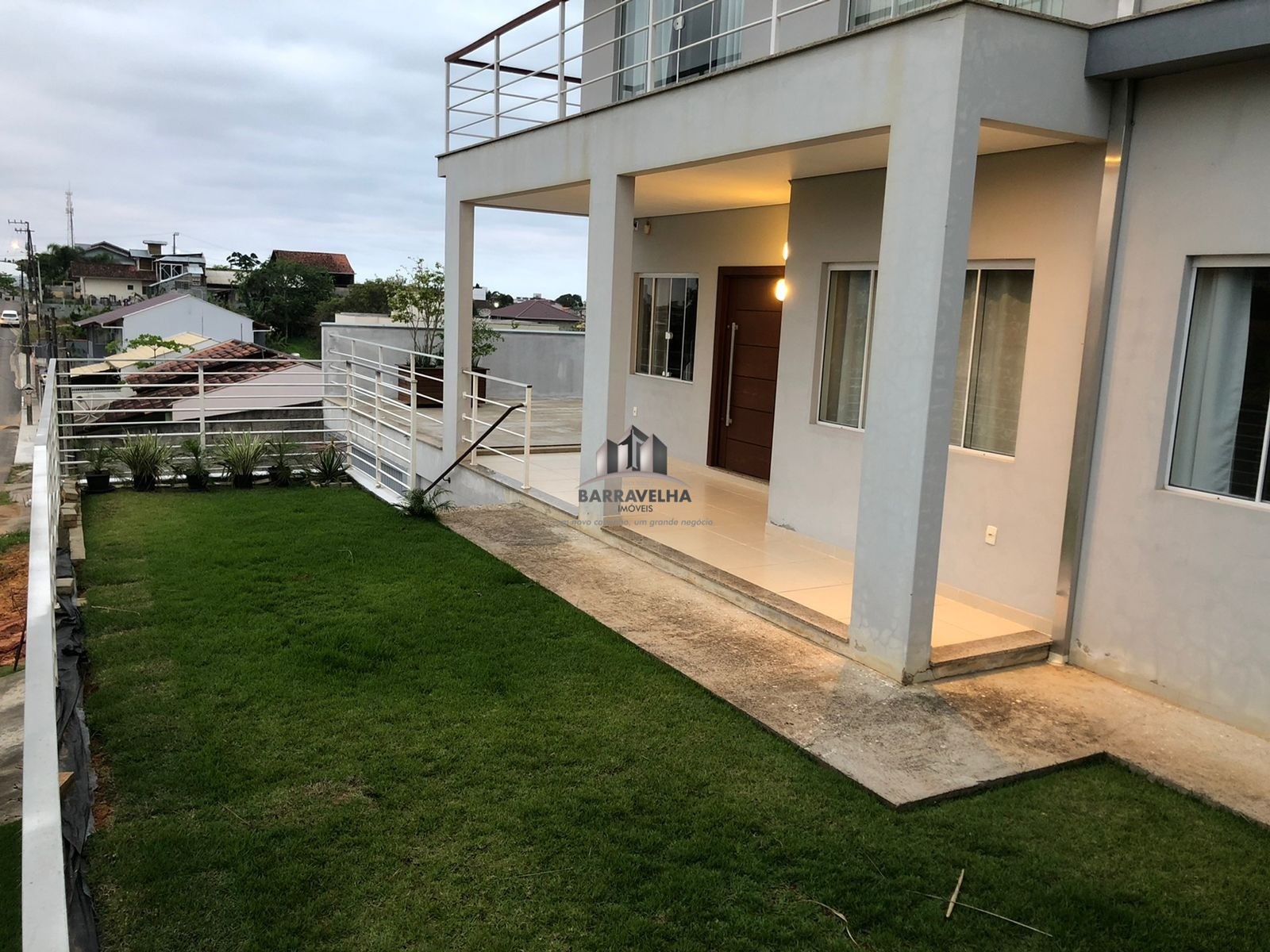 Casa, 4 quartos, 215 m² - Foto 2