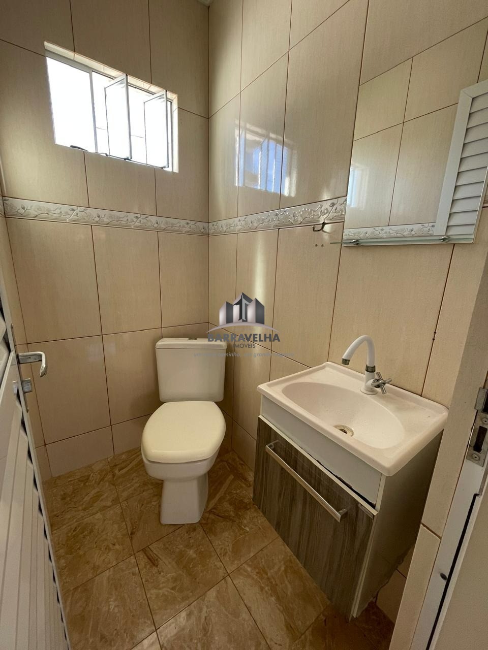Casa para alugar com 2 quartos, 115m² - Foto 10