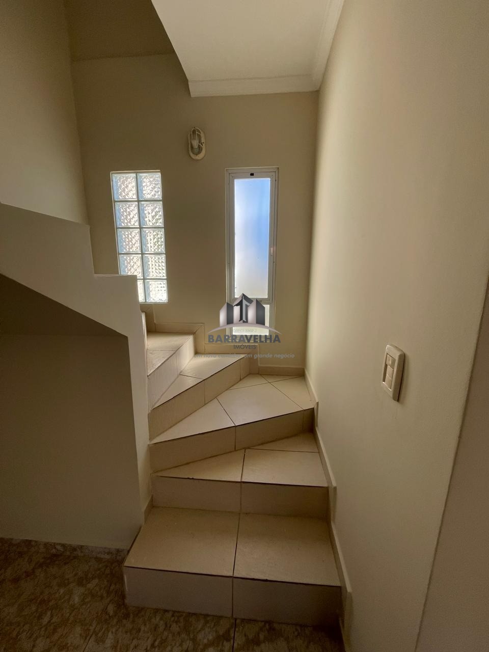 Casa para alugar com 2 quartos, 115m² - Foto 8