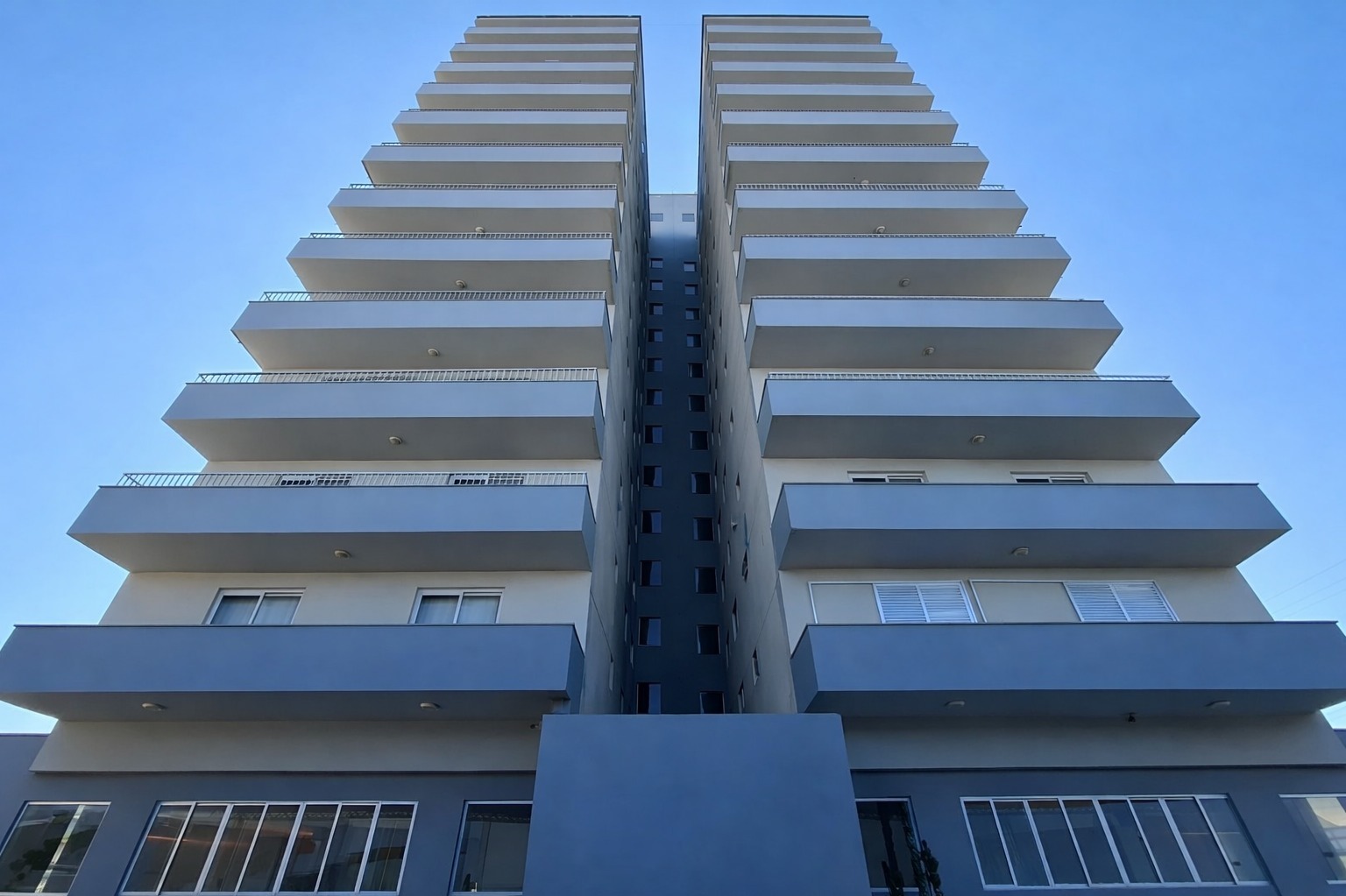 Apartamento, 3 quartos, 107 m² - Foto 2