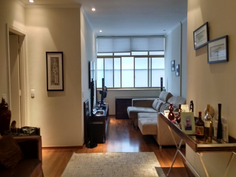 Apartamento à venda com 3 quartos, 110m² - Foto 1