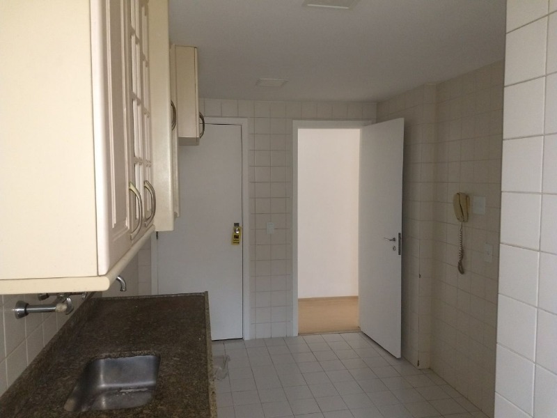 Apartamento à venda com 3 quartos, 120m² - Foto 18