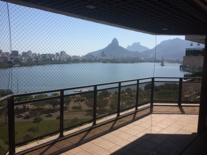 Apartamento à venda e aluguel com 4 quartos, 225m² - Foto 1