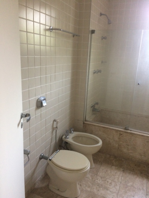 Apartamento à venda e aluguel com 4 quartos, 225m² - Foto 12