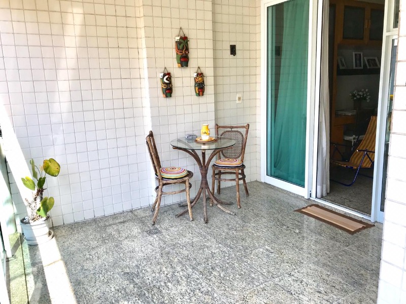 Apartamento à venda com 1 quarto, 65m² - Foto 4