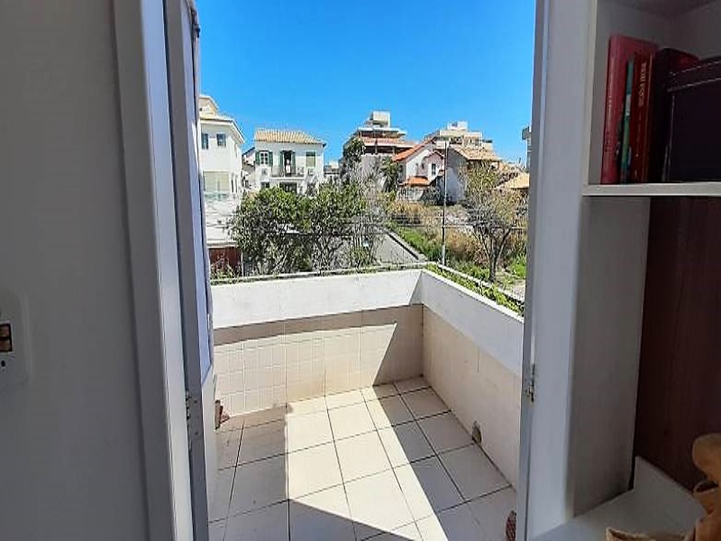 Casa à venda com 4 quartos, 170m² - Foto 14