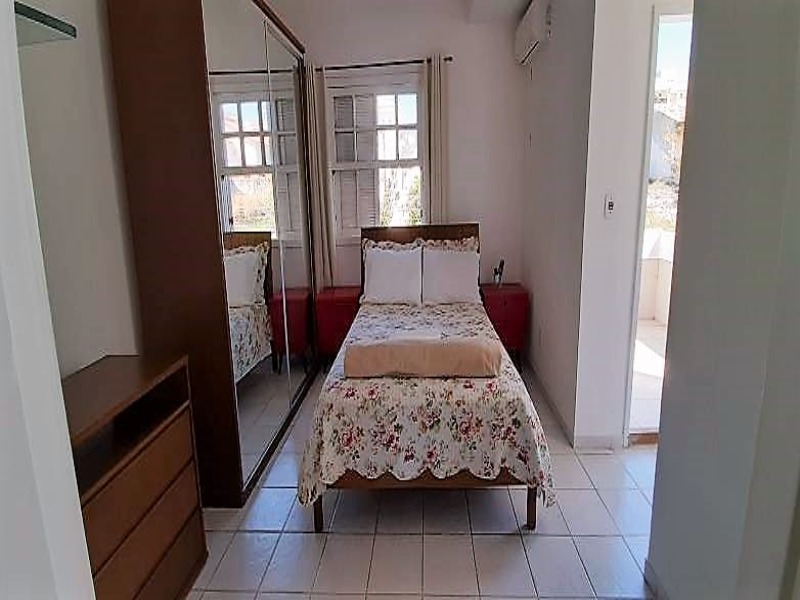 Casa à venda com 4 quartos, 170m² - Foto 13