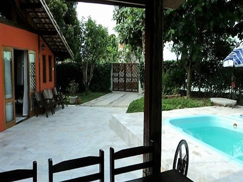 Casa à venda com 7 quartos, 300m² - Foto 2