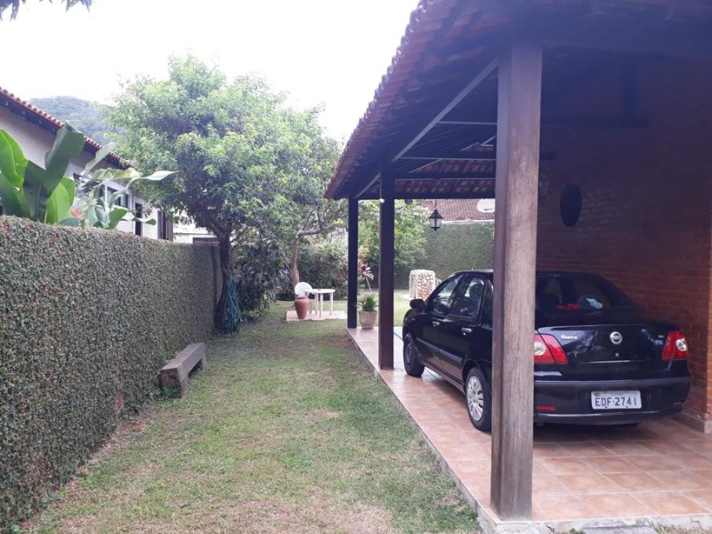 Casa à venda com 4 quartos, 250m² - Foto 23