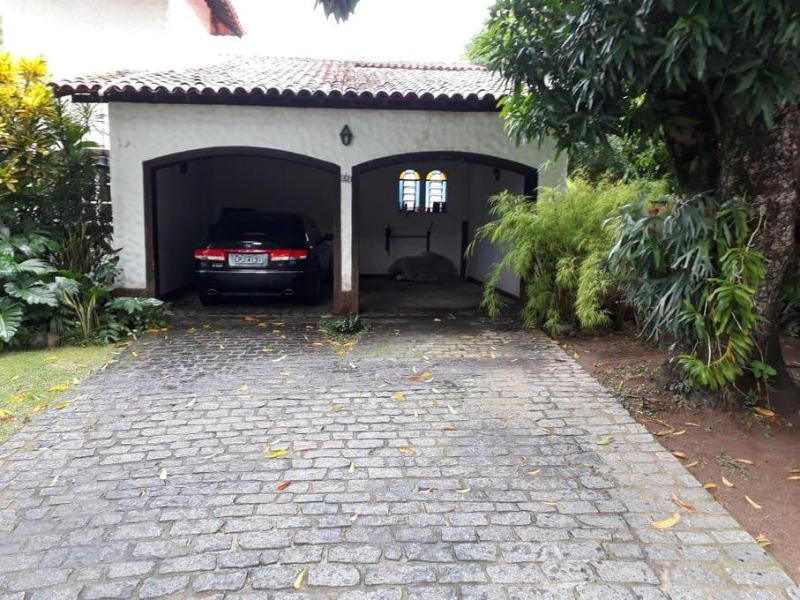 Casa à venda com 3 quartos, 260m² - Foto 2