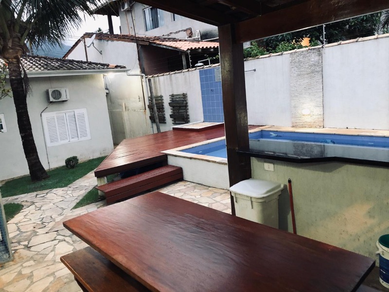 Casa à venda com 4 quartos, 350m² - Foto 6