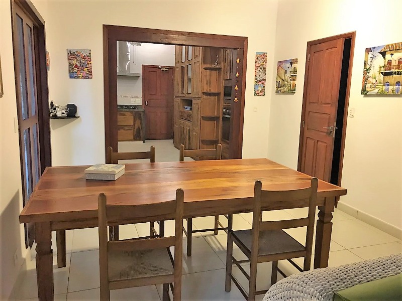 Casa à venda com 4 quartos, 300m² - Foto 4