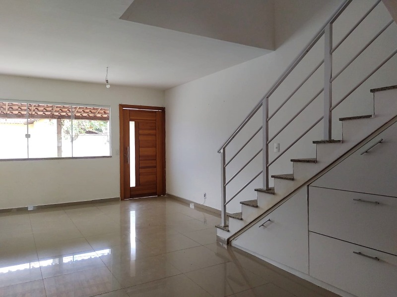 Casa à venda com 3 quartos, 130m² - Foto 8