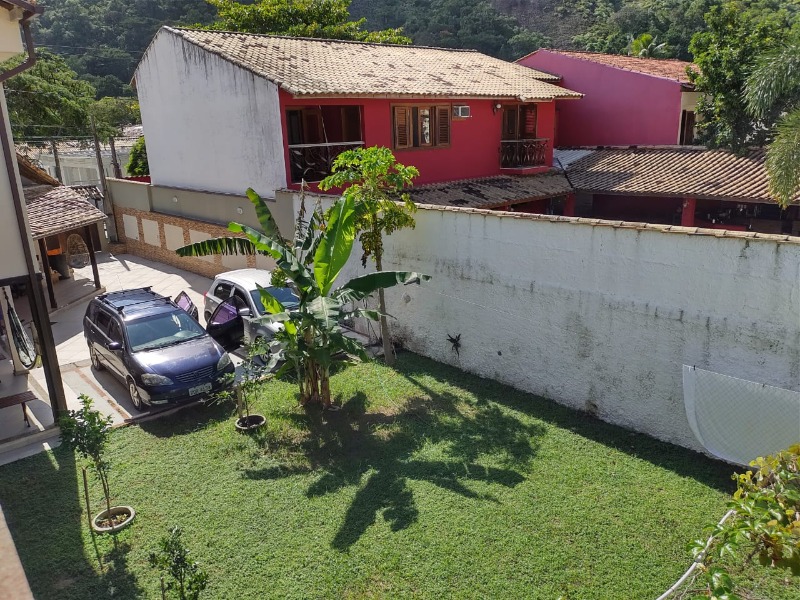 Casa à venda com 4 quartos, 300m² - Foto 13