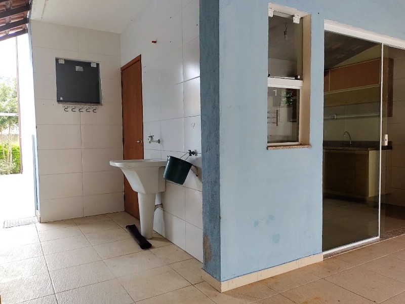 Casa à venda com 3 quartos, 130m² - Foto 17