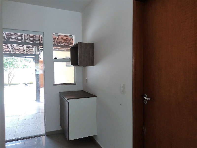 Casa à venda com 3 quartos, 130m² - Foto 12