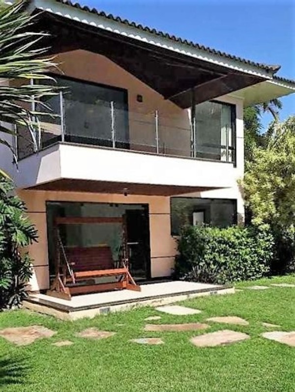 Casa à venda e aluguel com 3 quartos, 366m² - Foto 2