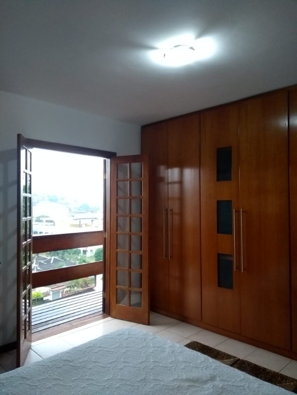 Casa à venda com 4 quartos, 199m² - Foto 25